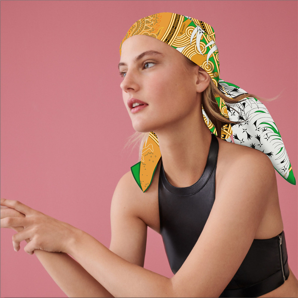 Triangle Silk Scarf Shawls Lux - đánh giá và giá Luxury Bags Hong Kong