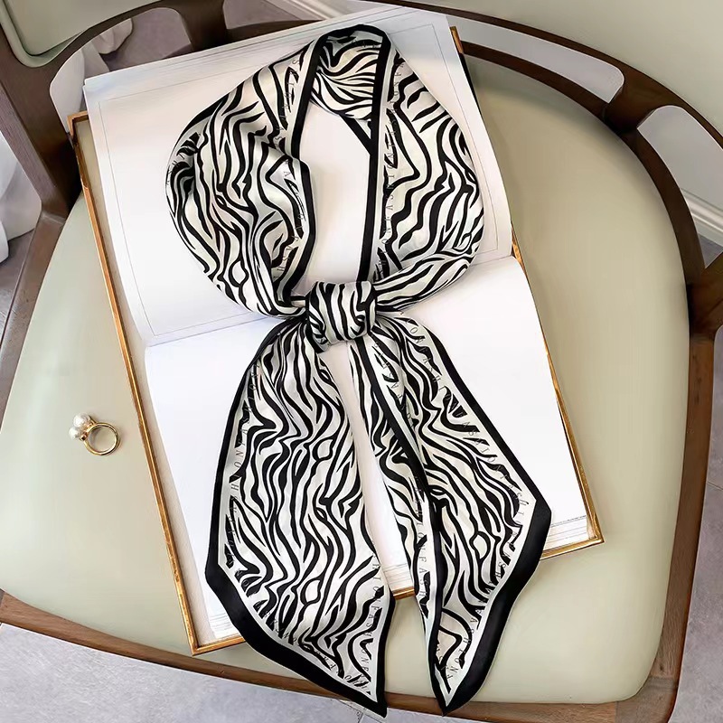 Luxury Zebra Print Silk Square - đánh giá và giá Luxury Bags Online