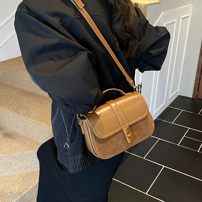 Branded Mini Square Flap Cross - đánh giá và giá Luxury Bags Store