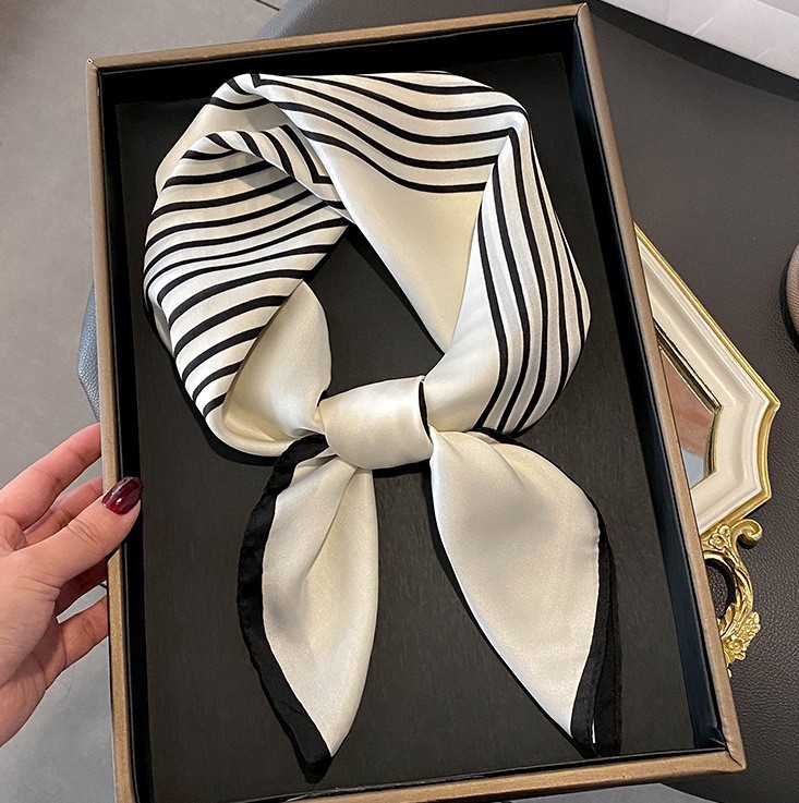 Luxury Fashion Print 70*70cm S - đánh giá và giá Luxury Bags Online