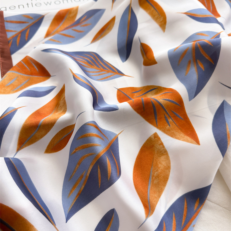 Luxury Brand Print 70cm Square - đánh giá và giá Luxury Bags Store